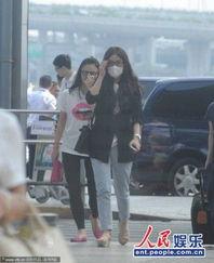 狗仔爆料戴口罩视频在线观看,戴口罩神秘人物视频曝光，真相即将揭晓  第2张